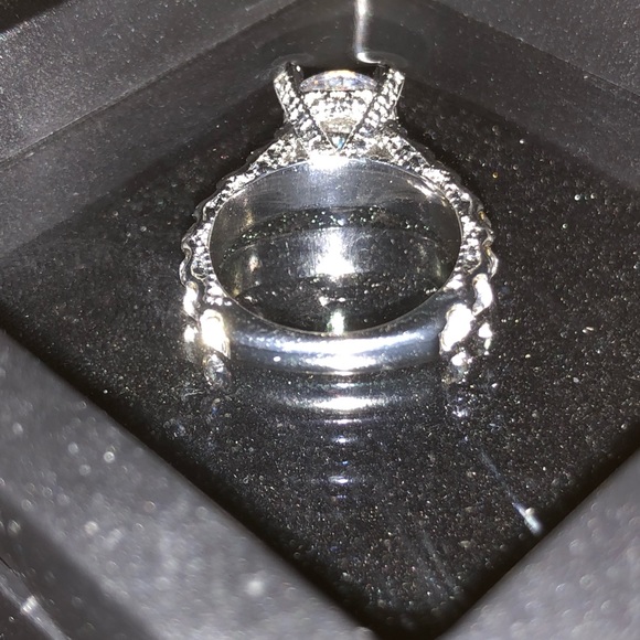 SOLD Ring Engagement - Picture 8 of 8